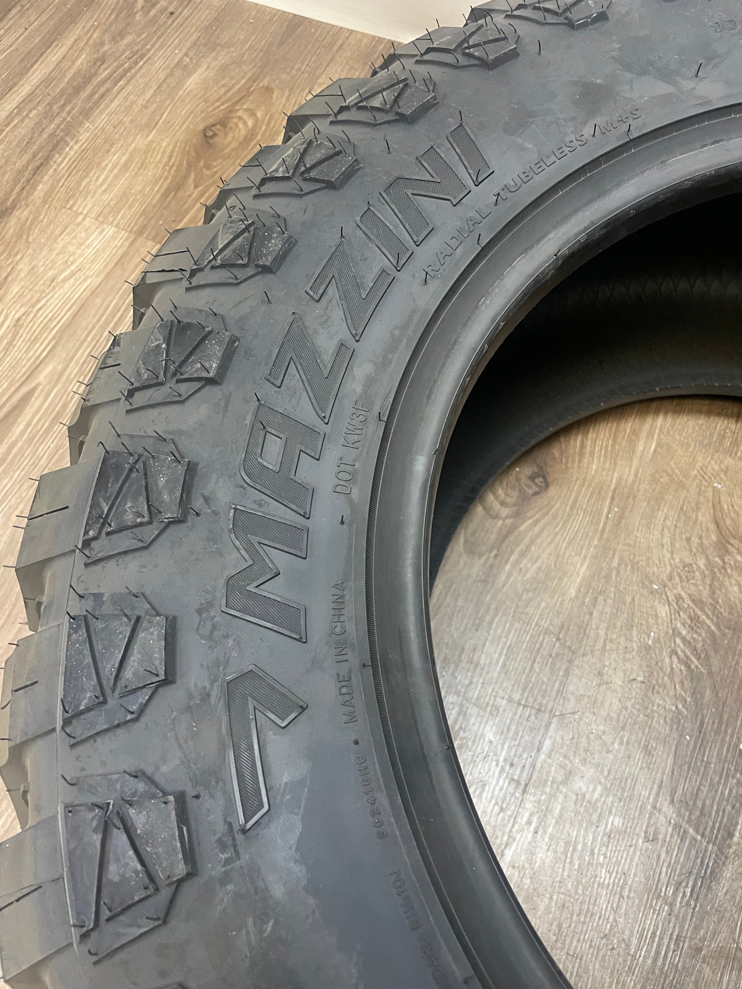 LT 33x12.5x18 Mazzini MUD M/T LR-E (Set of four)