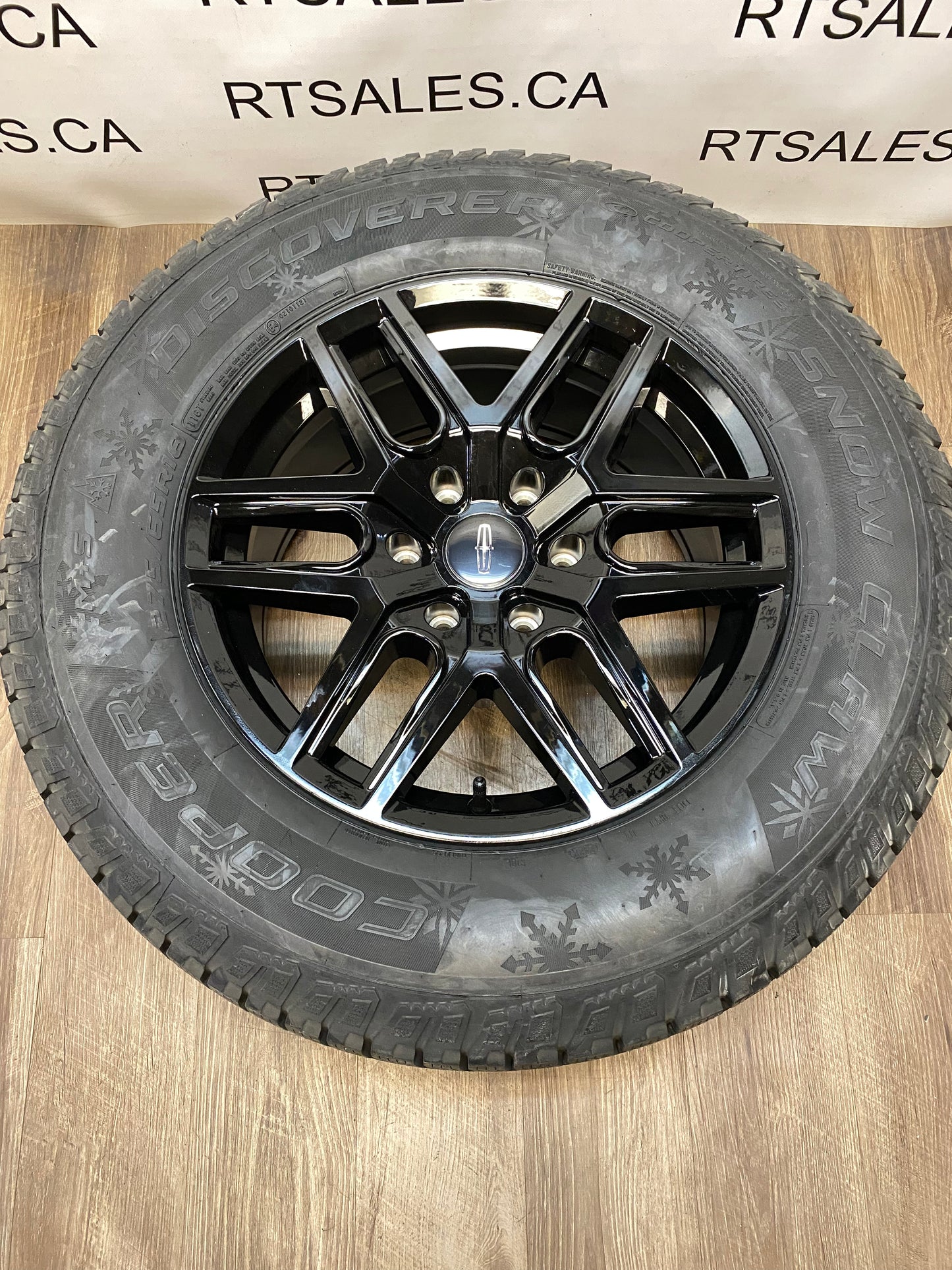 275/65/18 Cooper WINTER tires rims Ford F-150 6x135