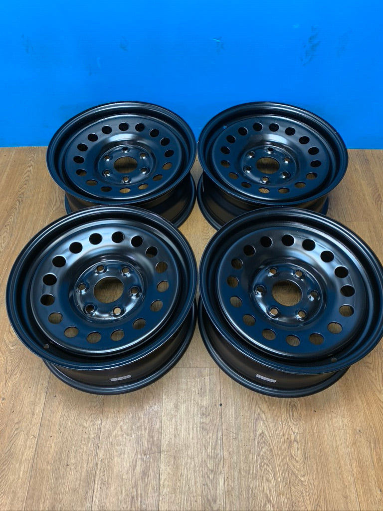17x7.5 Black Steel Rims 6x135 Ford F-150 Expedition