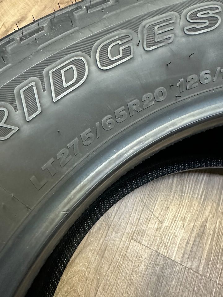 275/65/20 Bridgestone Dueler E Tires. (takeoffs)