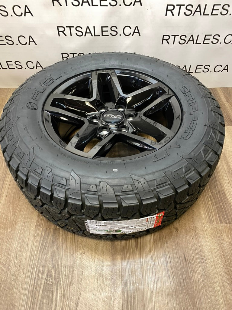 275/65/18 Fuel A/T tires rims Chevy GMC 6x139 1500