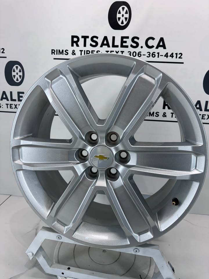 20x8 Chevy GMC Cadillac OEM Rims 6x120 (takeoff)