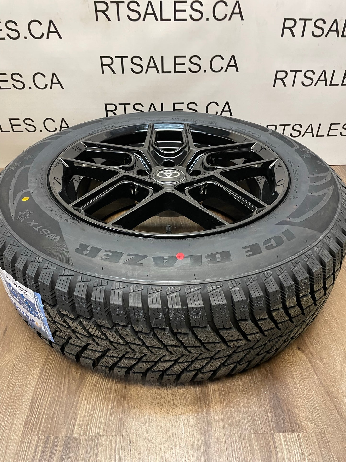 225/65/17 WINTER TIRES rims 5x114.3 TOYOTA RAV4 MAZDA
