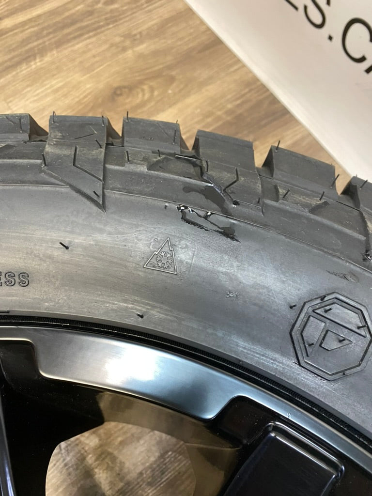 285/55/20 Fuel Tires & Rims 6x135 6x139 GM RAM FORD Toyota