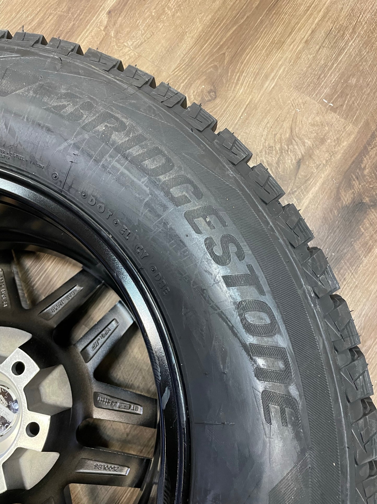 275/65/18 BRIDGESTONE WINTER tires rims Chevy GMC Ram Toyota 6x139 1500