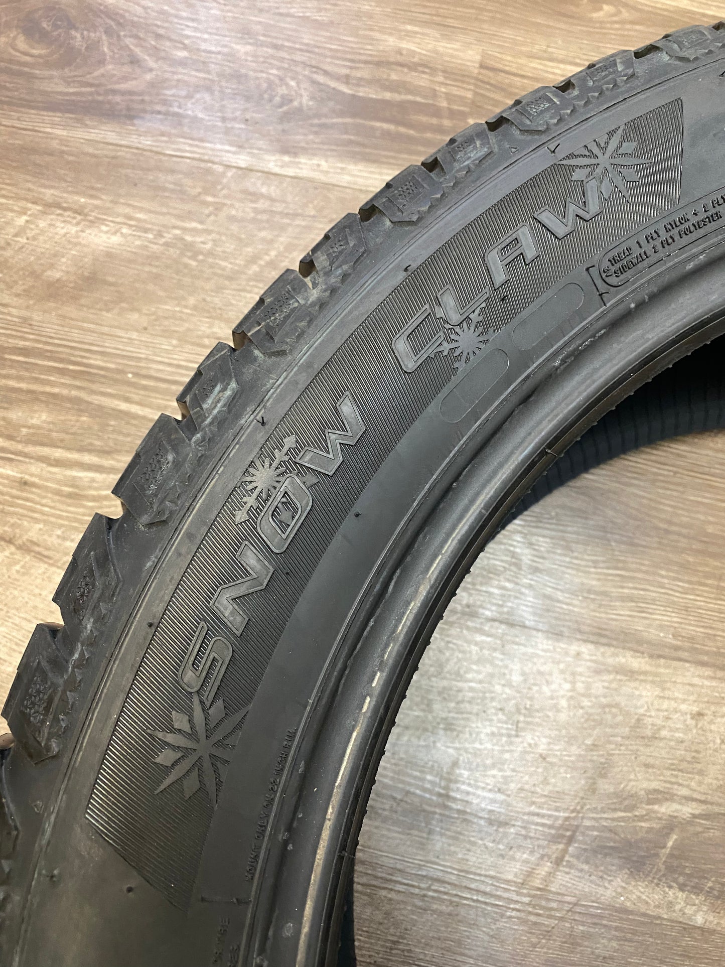 285/45/22 Cooper Discoverer Snow Claw Winter FOUR 22 inch Tires