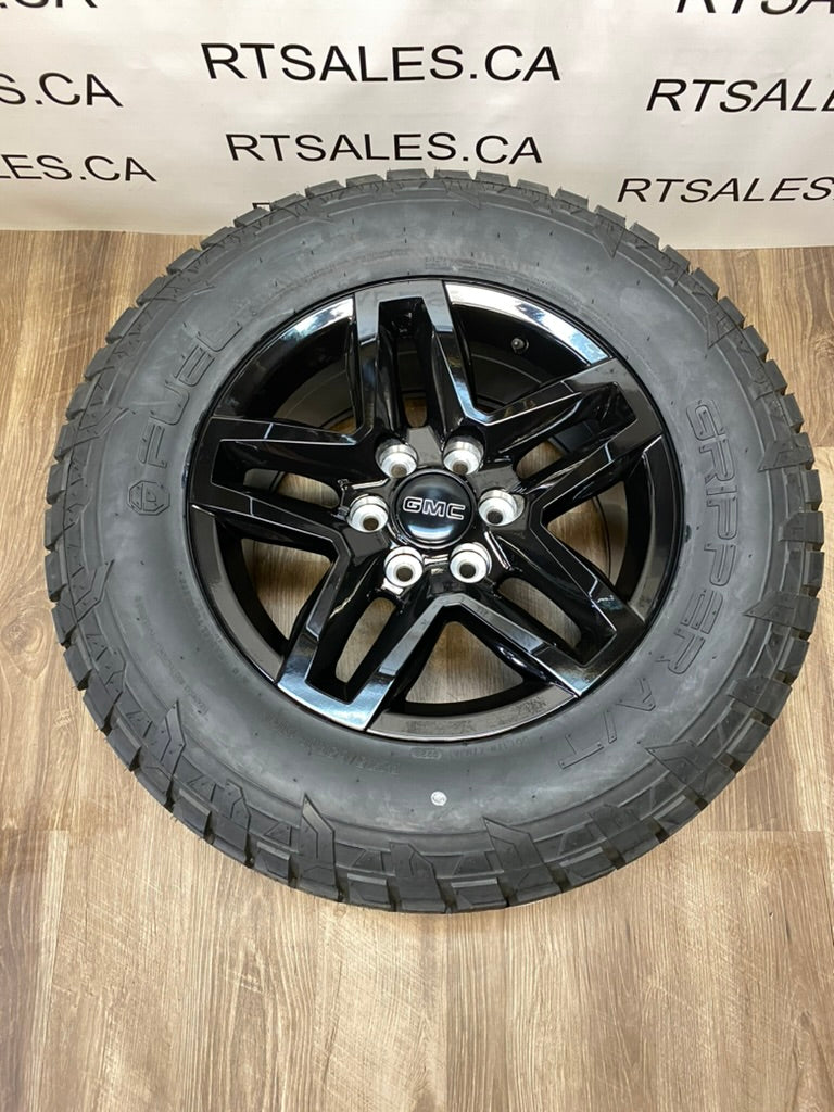 275/65/18 Fuel A/T tires rims Chevy GMC 6x139 1500