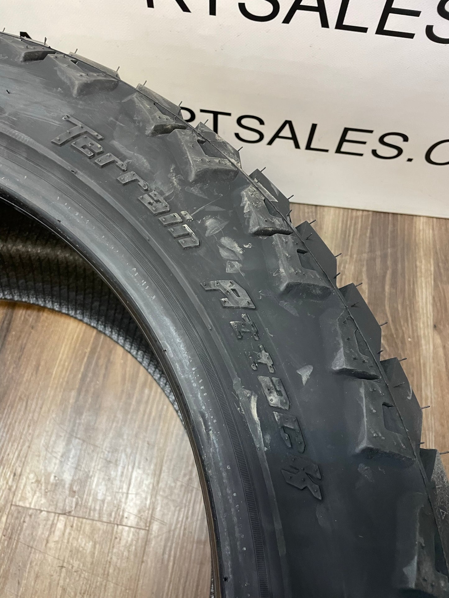 LT 33x12.5x22 Amp TERRAIN ATTACK A/T E All Season Tires