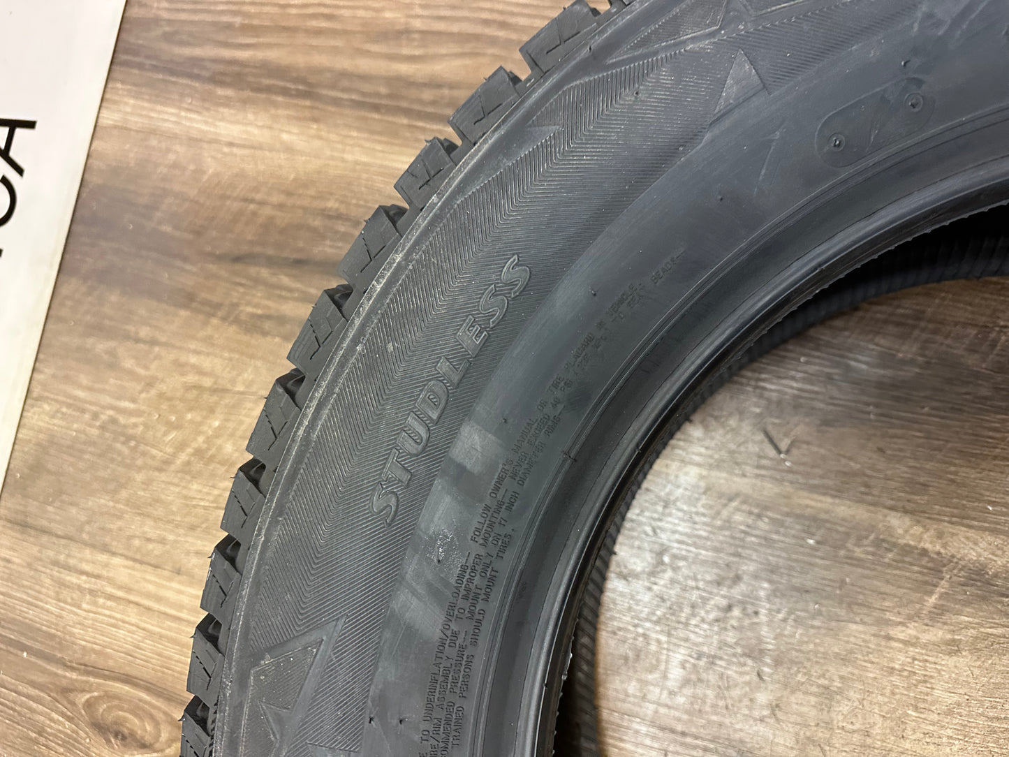 225/65/17 Bridgestone Blizzak DM-V2 Winter Snow and Ice tires