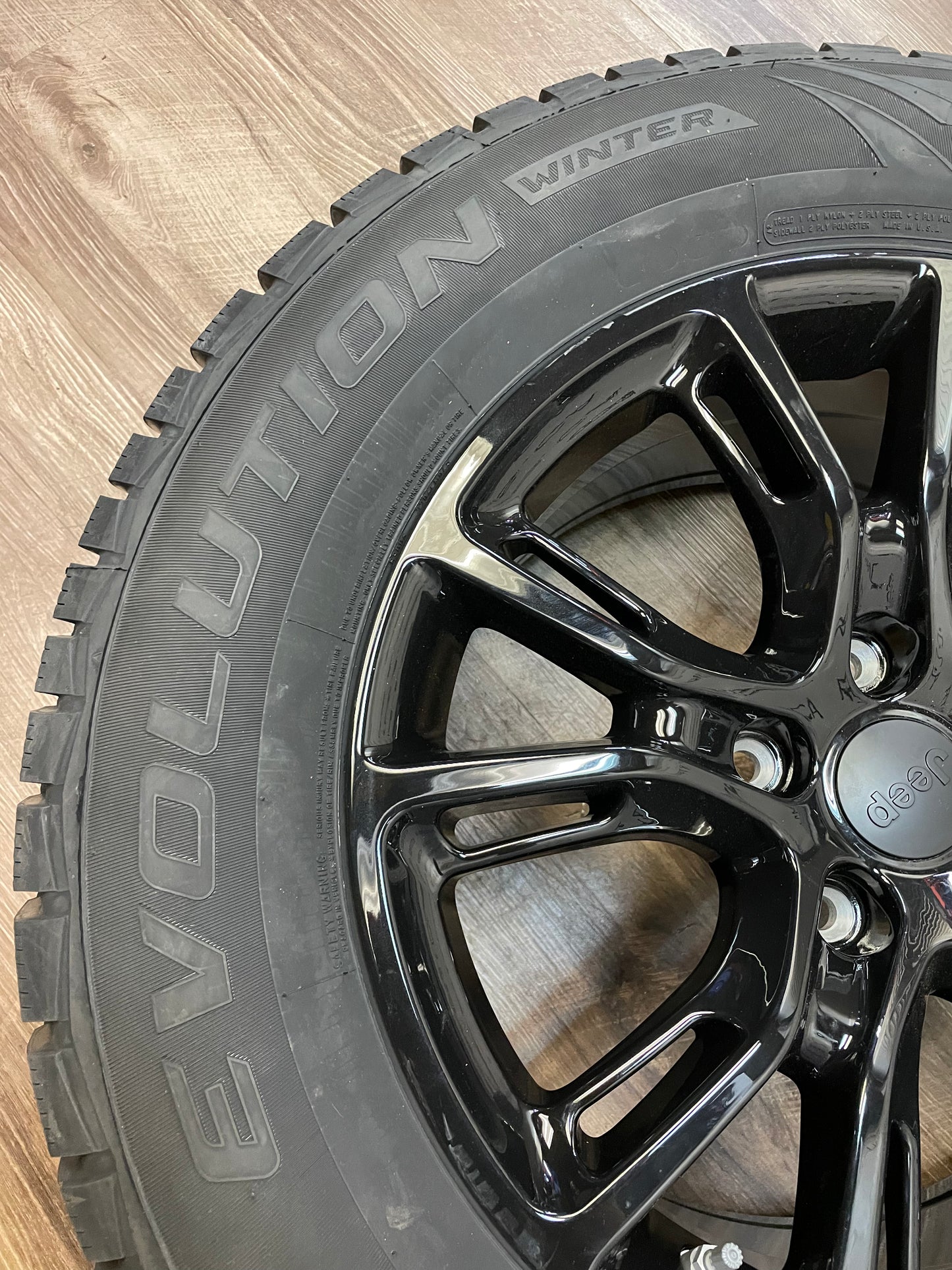 265/60/18 Cooper WINTER rims 5x127 Jeep Grand Cherokee Dodge Durango