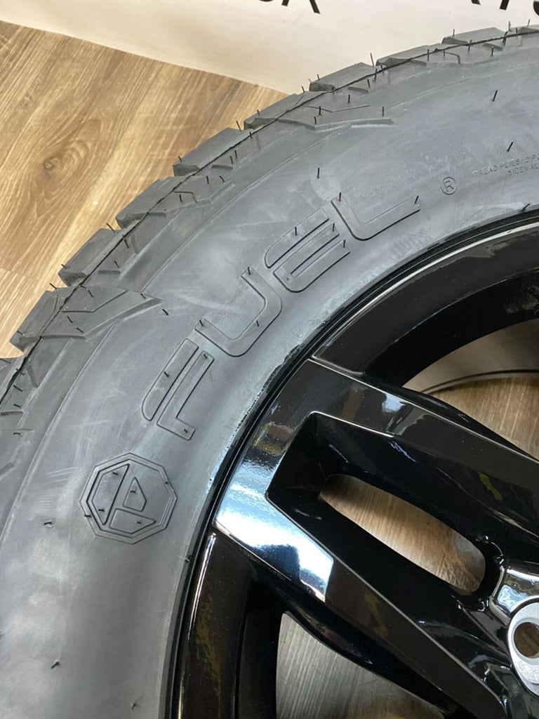 275/65/18 Fuel A/T tires rims Chevy GMC 6x139 1500