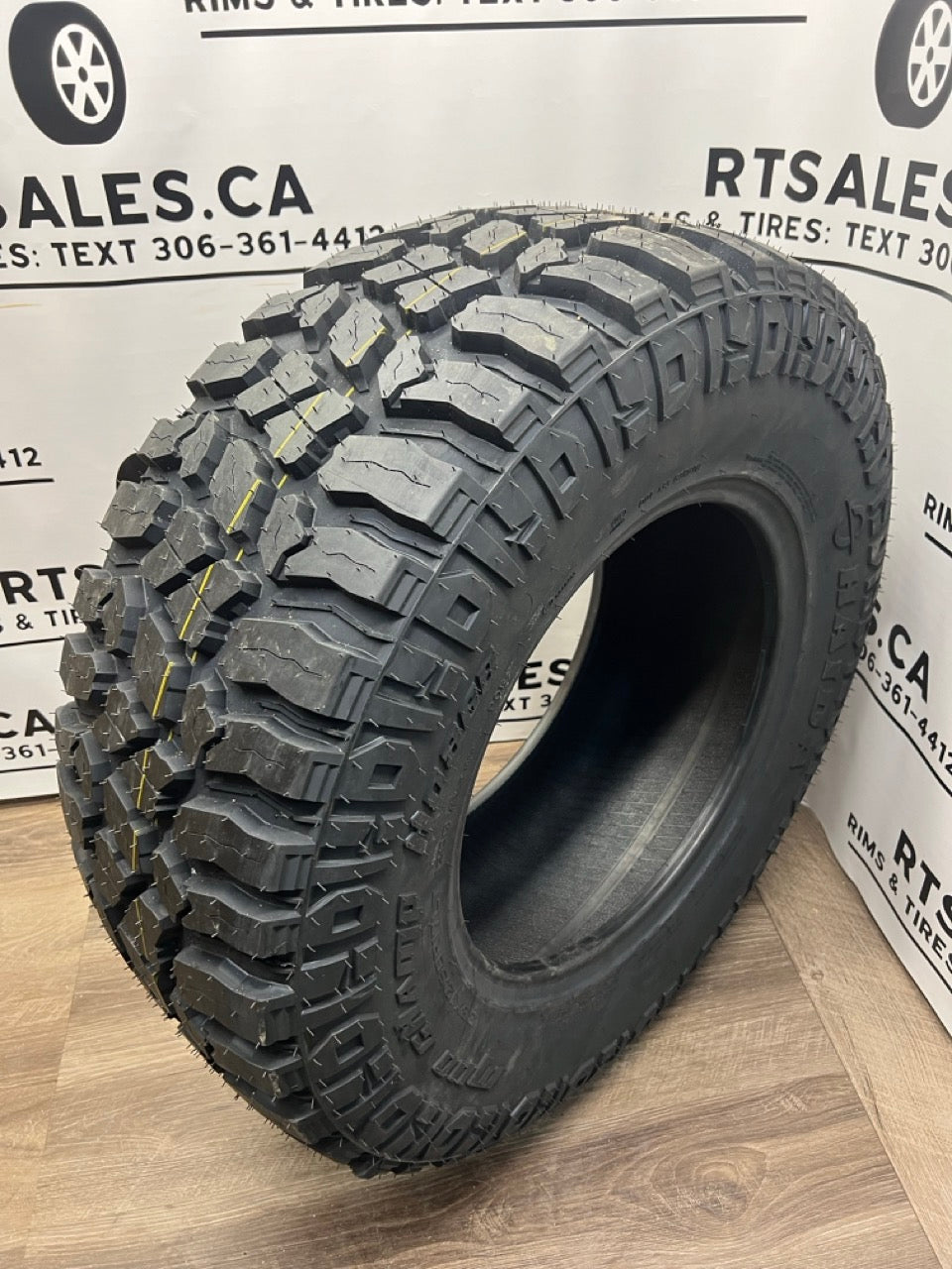 LT 37x13.5x20 Haida HD869 M/T E All Weather tires