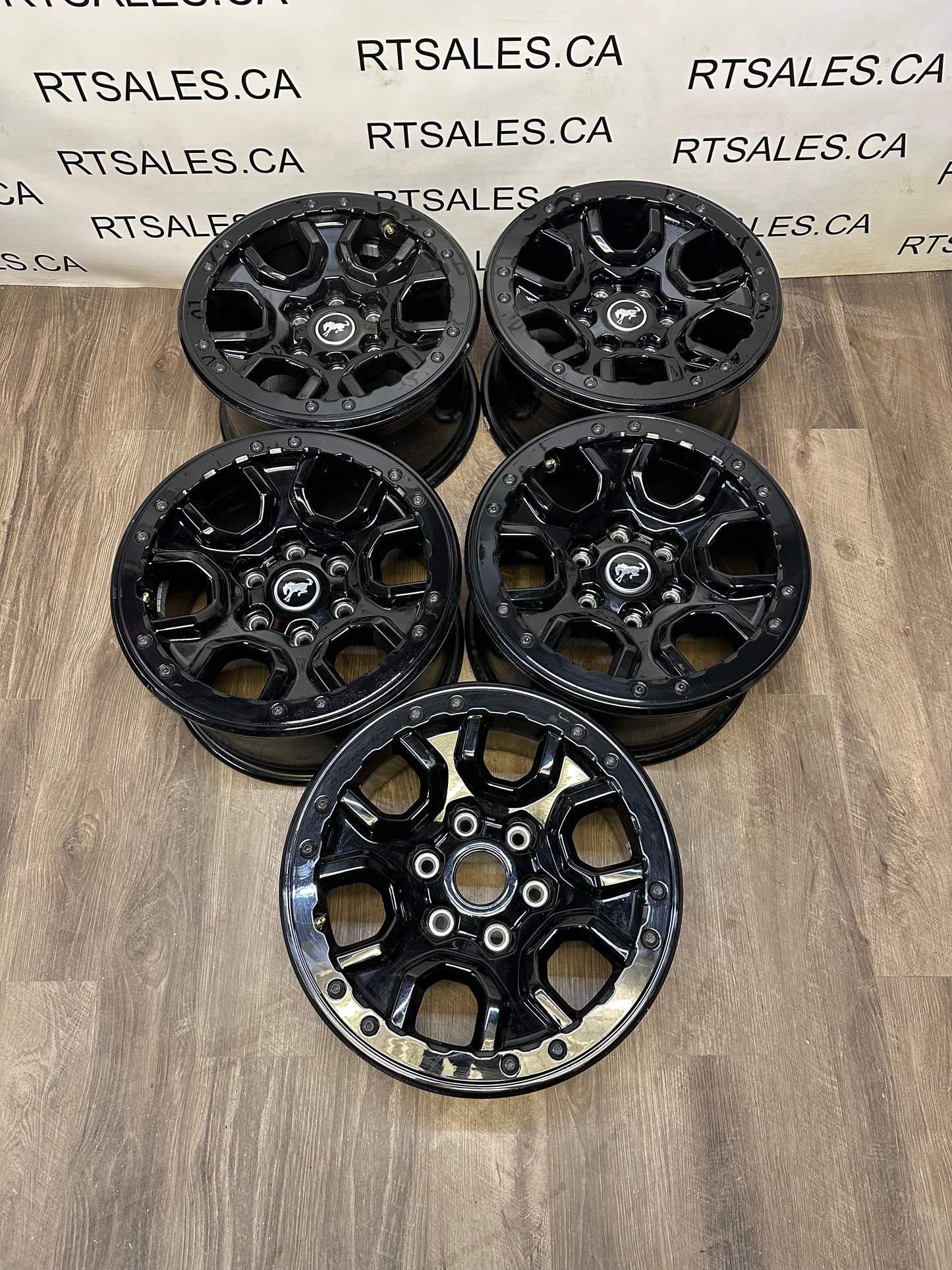 LT 275/70/18 Cooper Rugged Trek LR-E on 18" Fuel Maverick 8x170