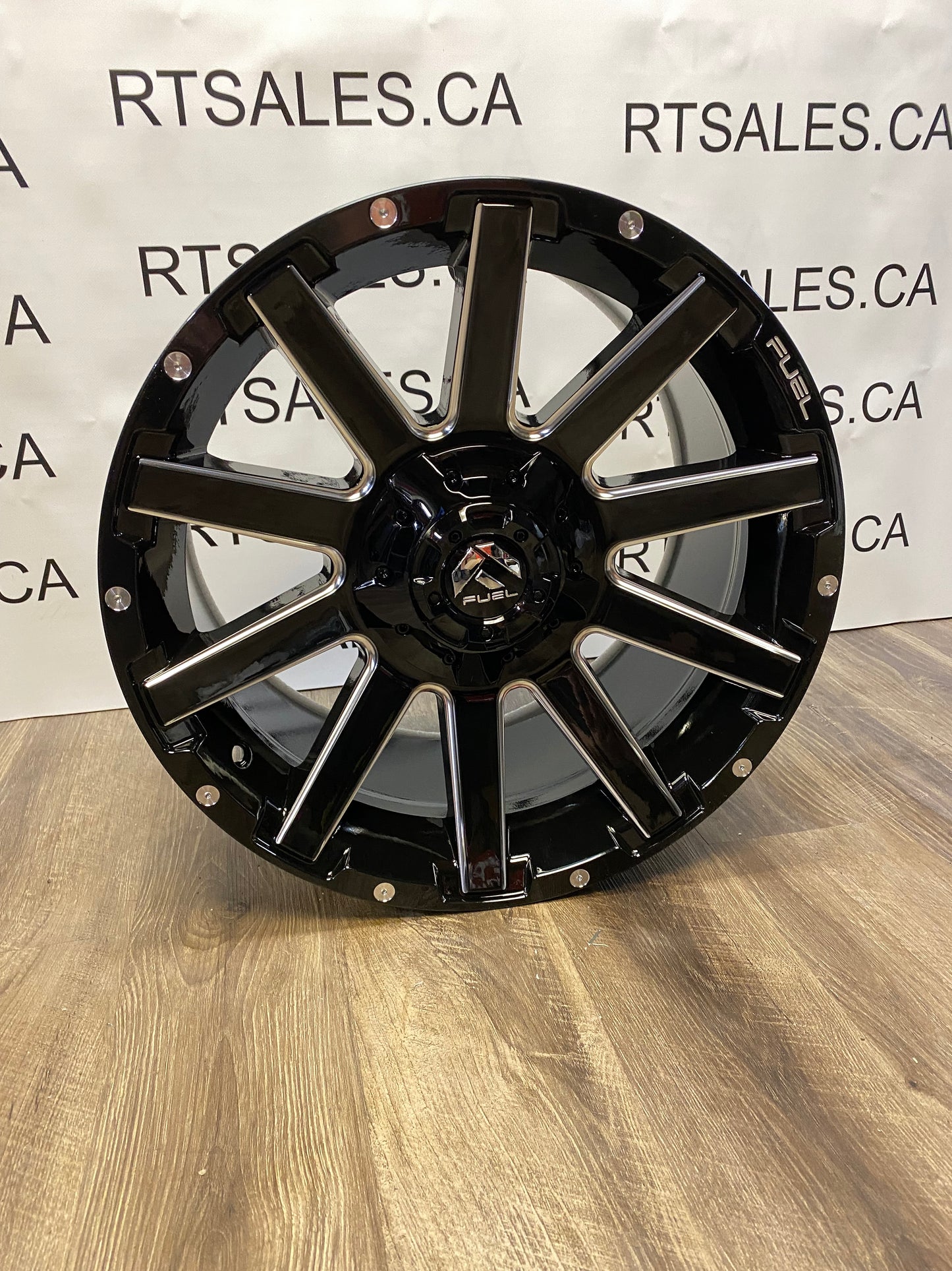 18x9 Fuel Contra Rims 5x114/127 Jeep Wrangler (Set of Five)