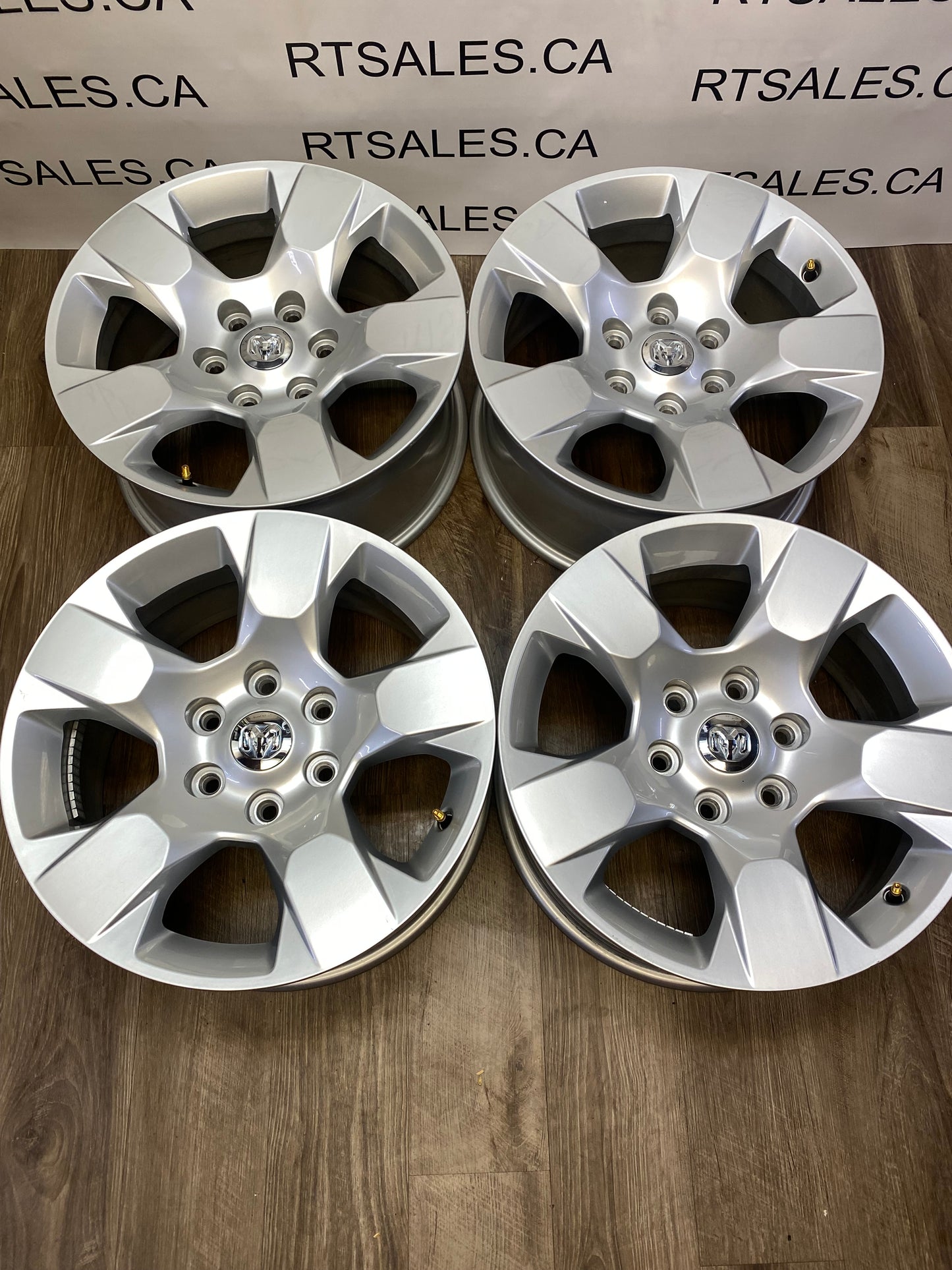 18 inch Factory Ram 1500 Rims 6x139.7