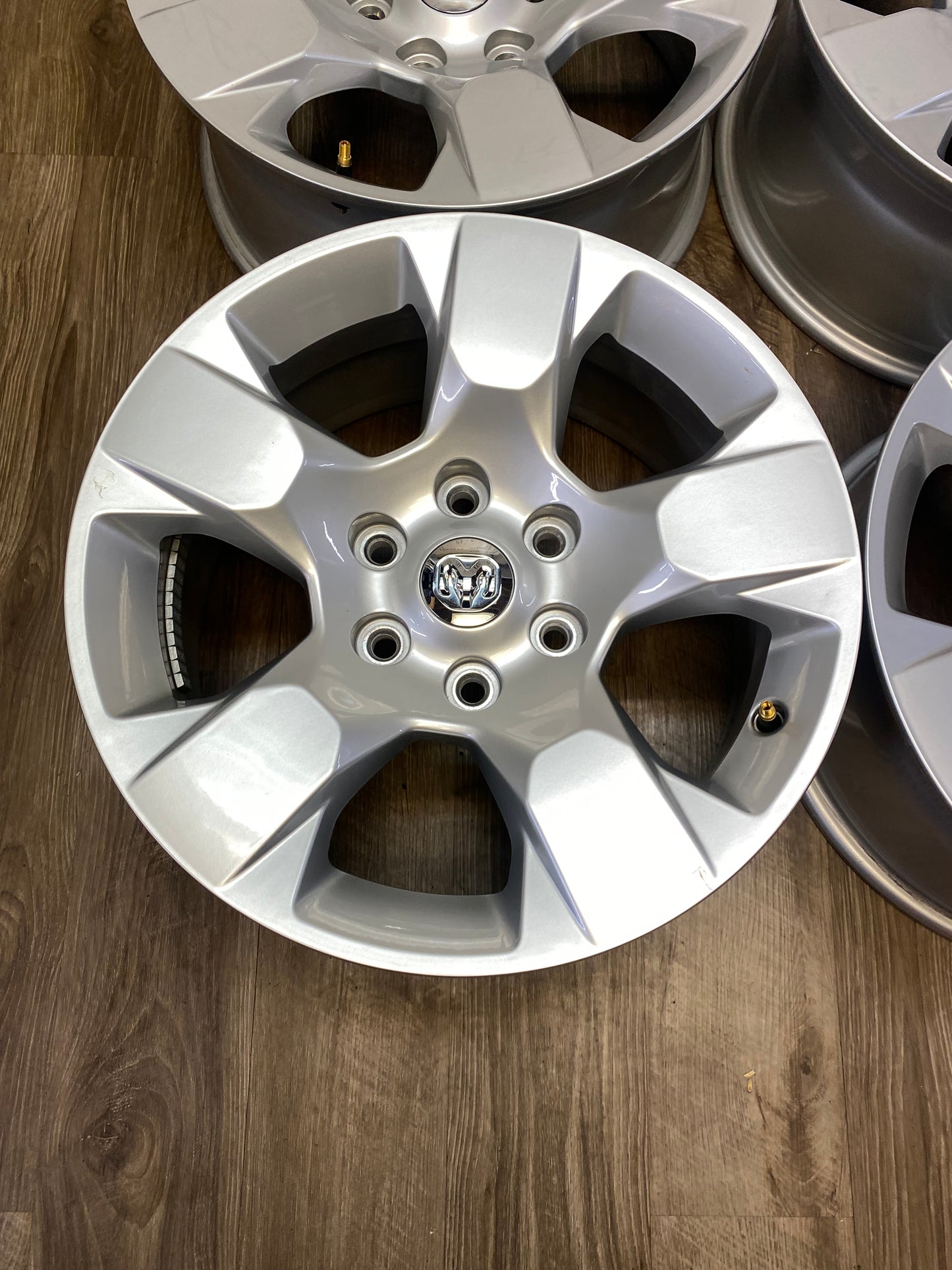18 inch Factory Ram 1500 Rims 6x139.7