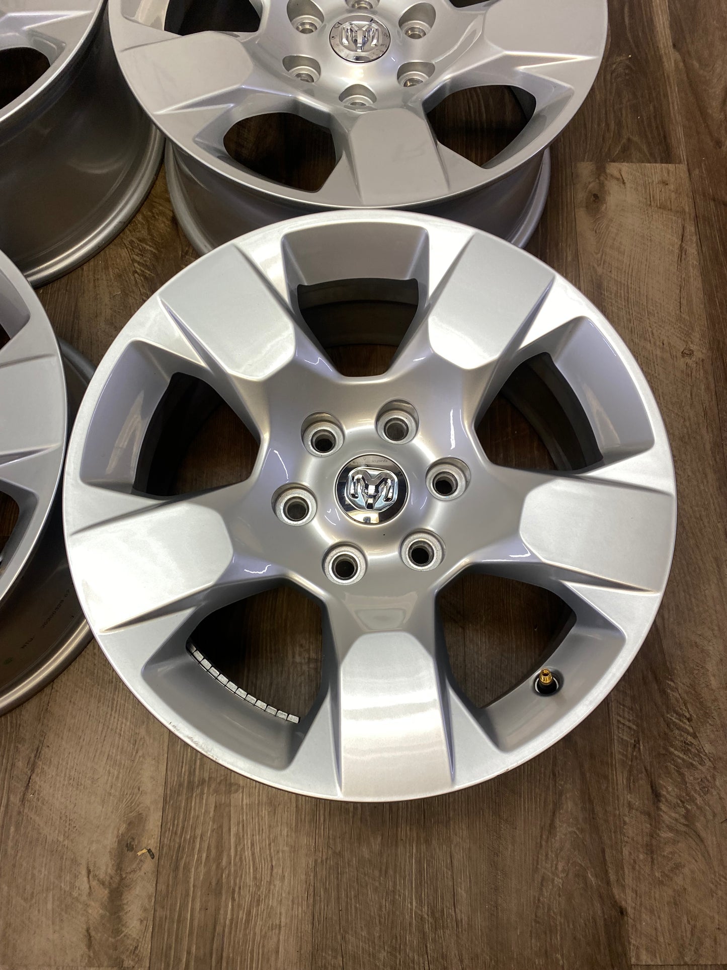 18 inch Factory Ram 1500 Rims 6x139.7