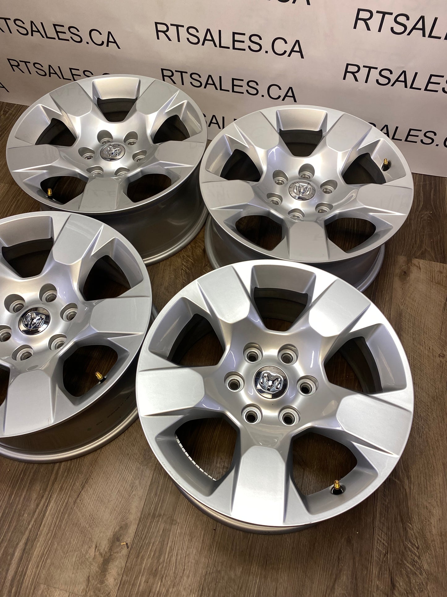 18 inch Factory Ram 1500 Rims 6x139.7