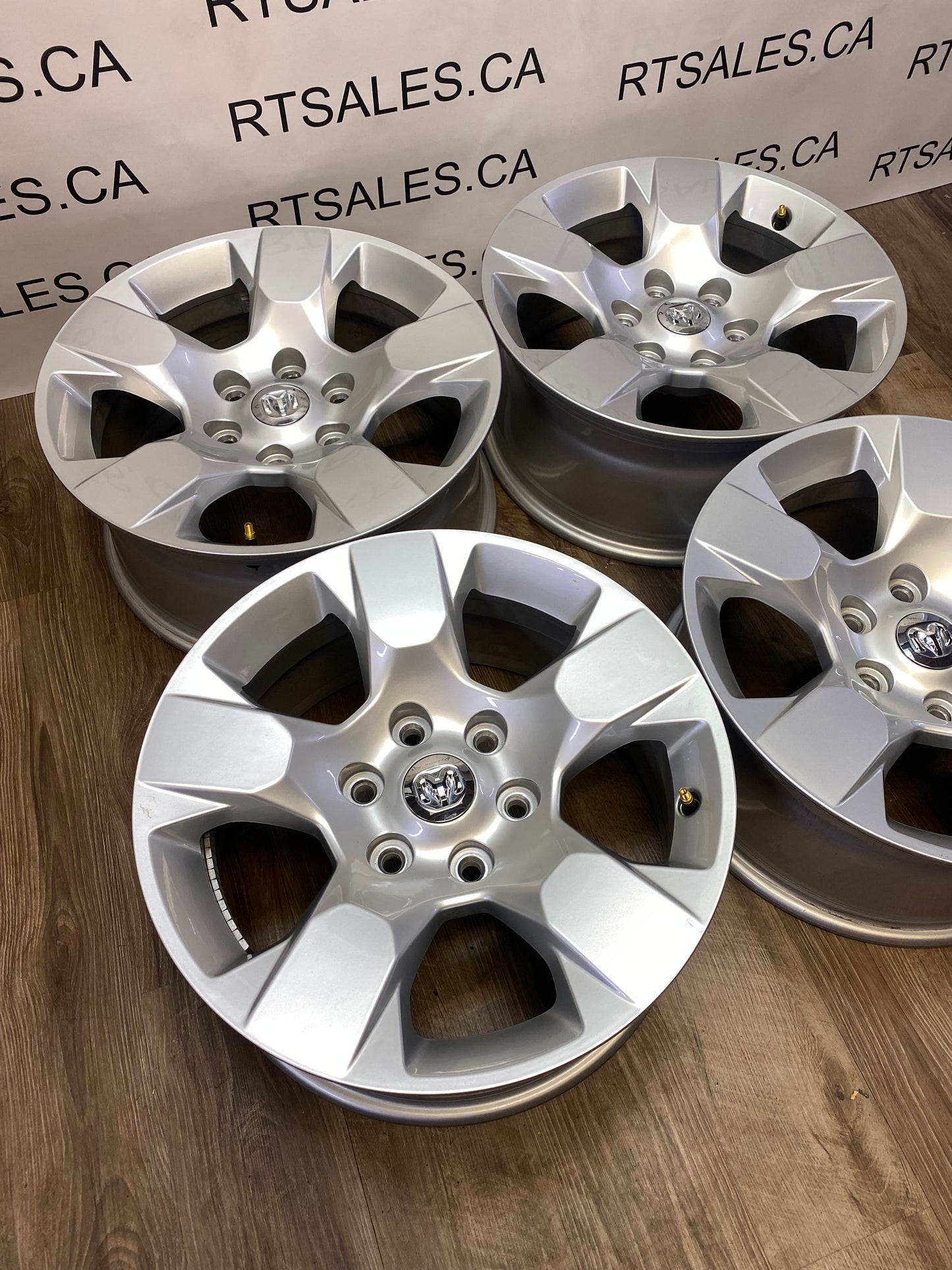 18 inch Factory Ram 1500 Rims 6x139.7