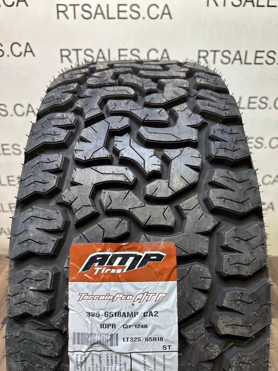 325/65/18 tires 18x9 Fuel Maverick Rims 8x180