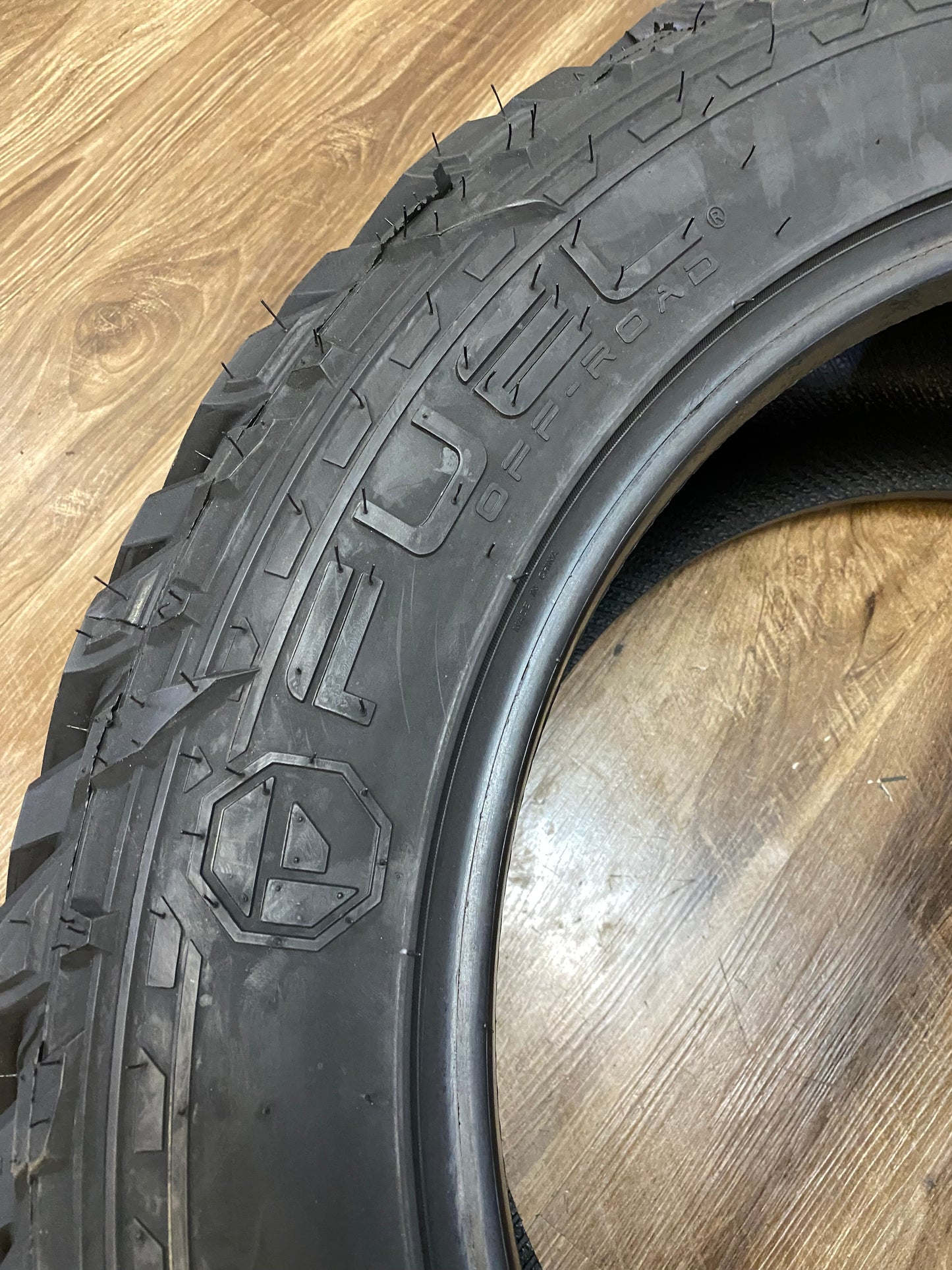 LT 35x12.5x22 Fuel GRIPPER M/T E Mud Tires