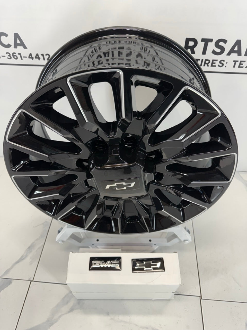 20x8.5 GMC CHEVY Replika Rims 8x180 2500 3500