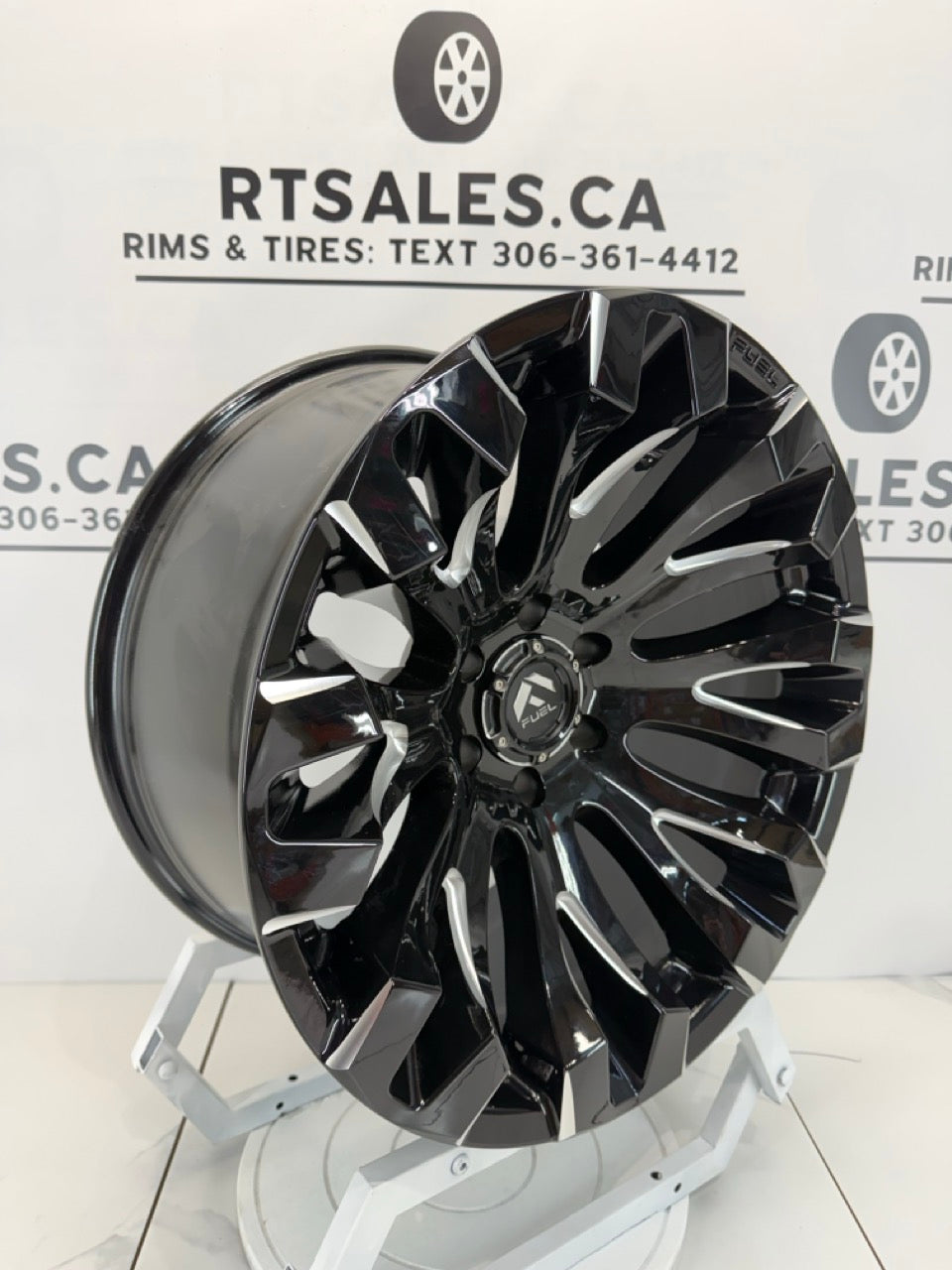 20x10 Fuel Quake Rims 6x135