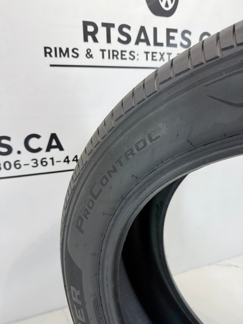 235/40/18 Cooper PROCONTROL All Season Tires