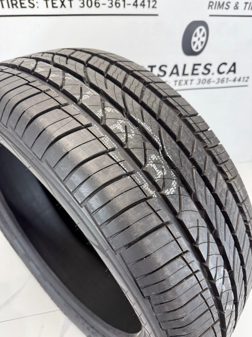 235/40/18 Cooper PROCONTROL All Season Tires
