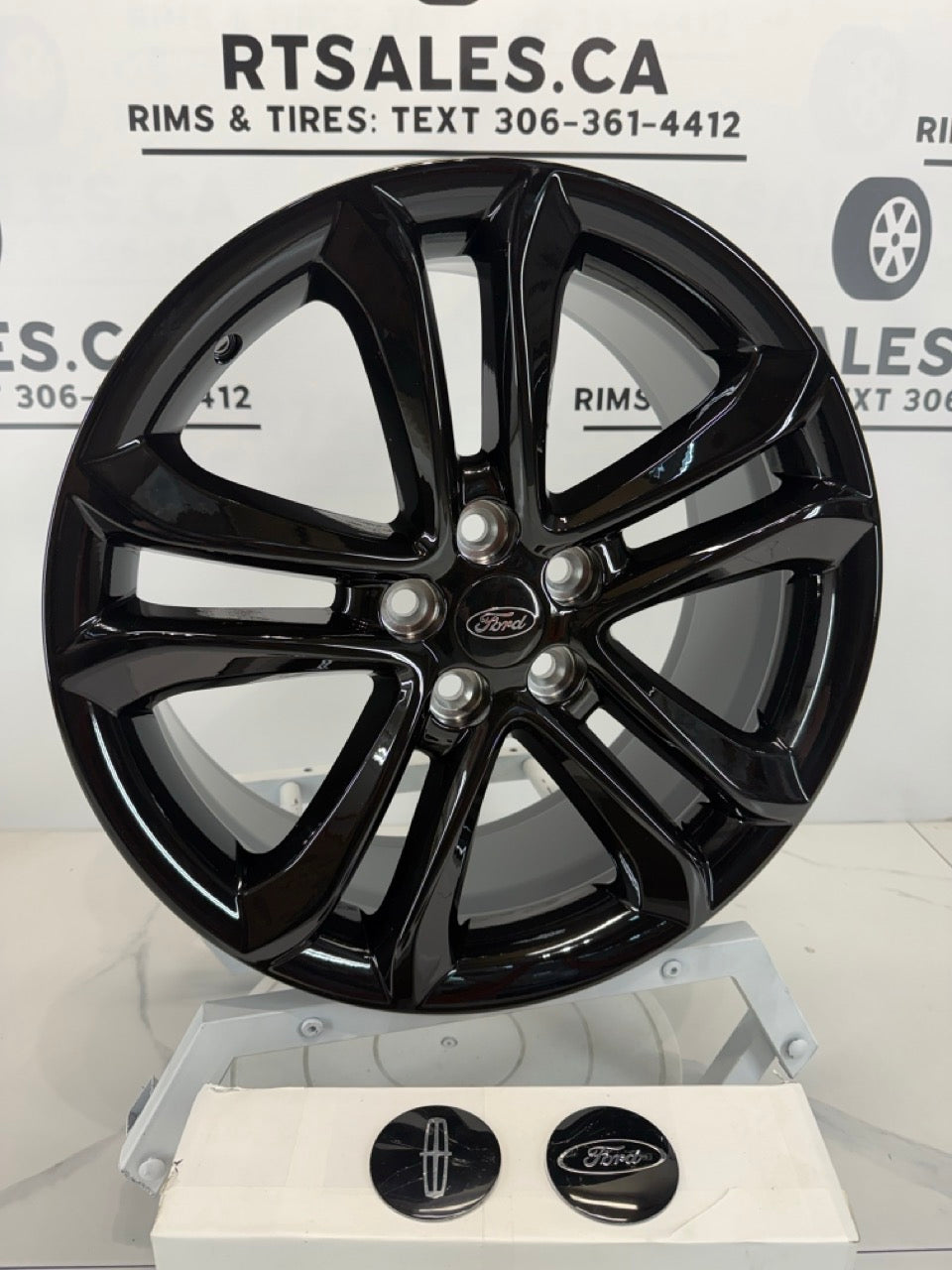 18x8 Replika R235 Rims 5x108