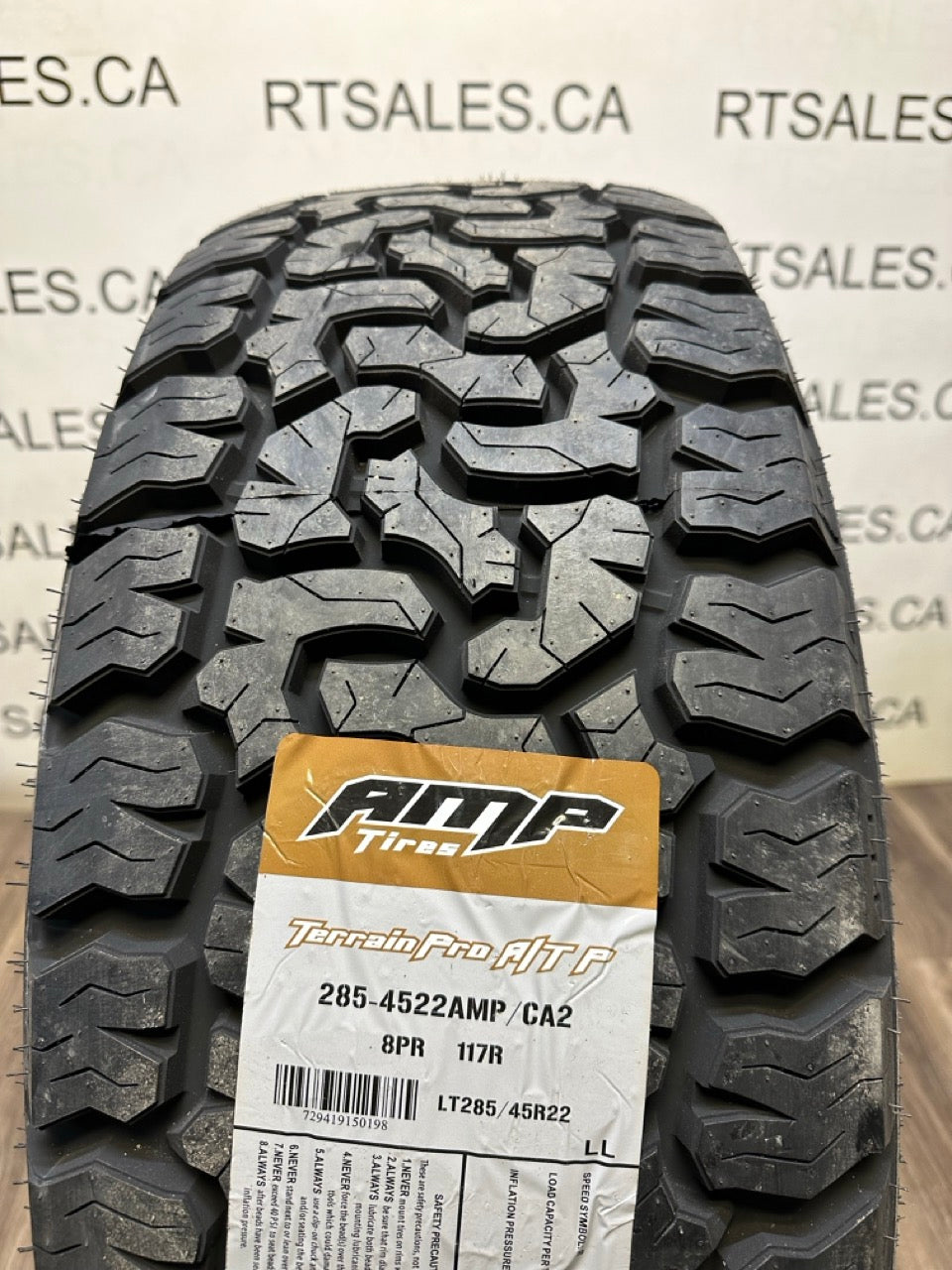 285/45/22 tires 22x9 GMC Chevy 1500 Replika Rims 6x139.7