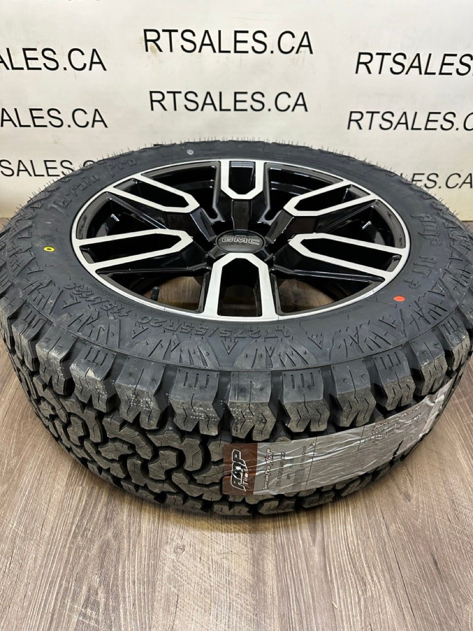 275/55/20 tires 20x9 Replika AT4 Chevy GMC Rims 6x139.7