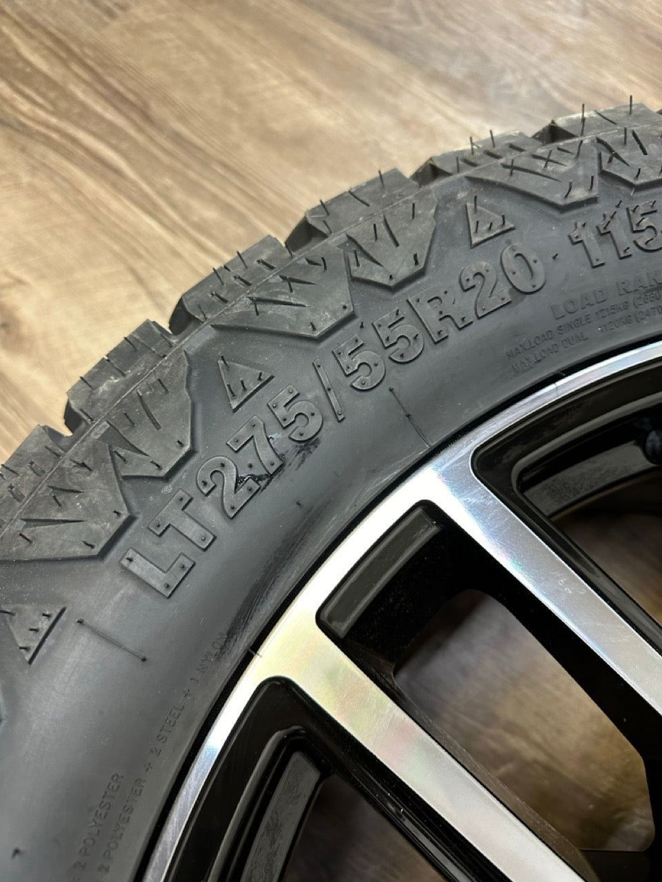 275/55/20 tires 20x9 Replika AT4 Chevy GMC Rims 6x139.7
