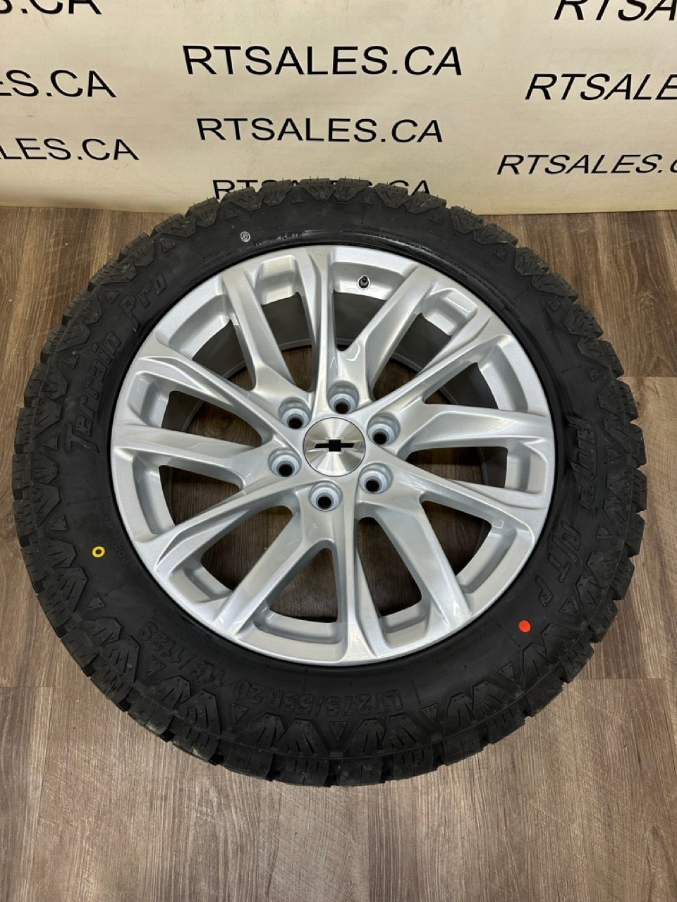 275/55/20 All season tires on rims Chevy GMC 1500