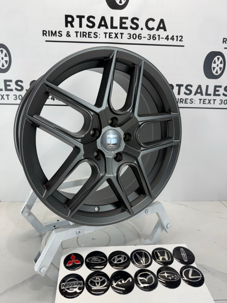 18x8 Touren TR79 Rims 5x114.3 Gunmetal