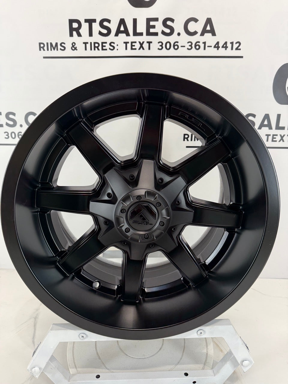 18x9 Fuel Maverick Rims 8x180