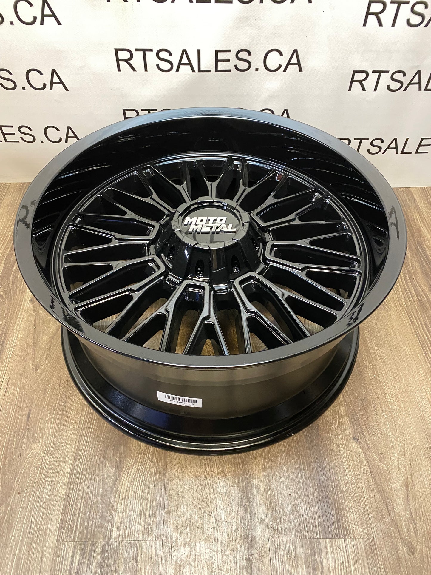 22x10 Moto Metal Stinger Rims Ford 8x170 F-250 F-350 Super Duty