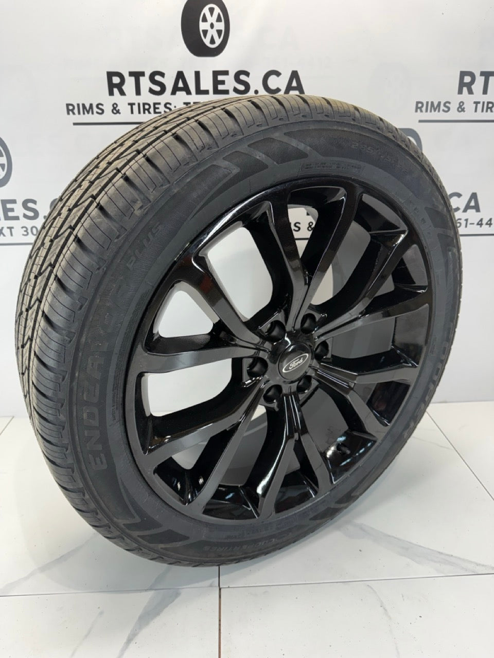 285/45/22 Cooper tires on 22 inch rims Ford F-150 6x135