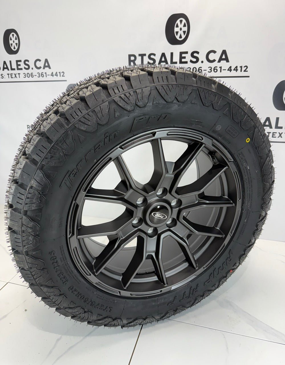 LT 275/60/20 Amp tires on rims Ford F-150 20 inch Roush