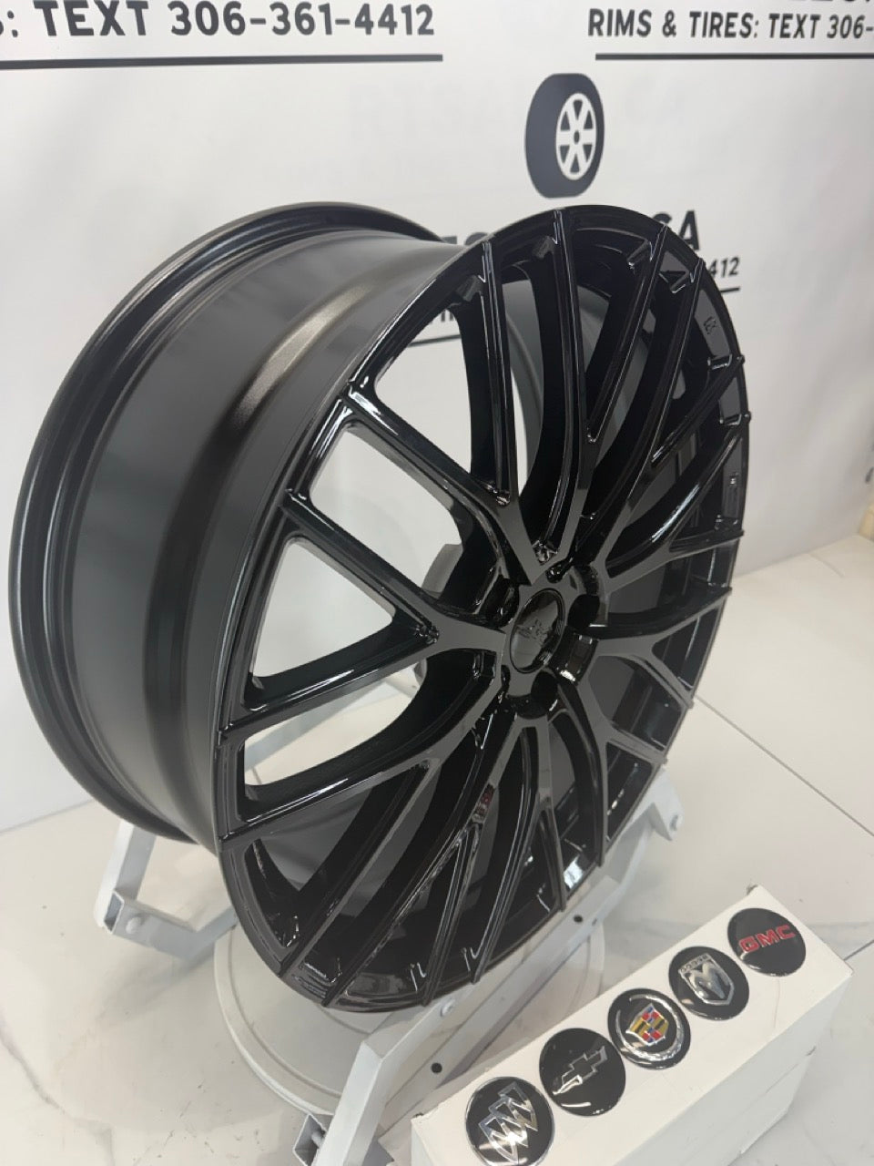 17x7 Dai Rims 5x115 Gloss Black