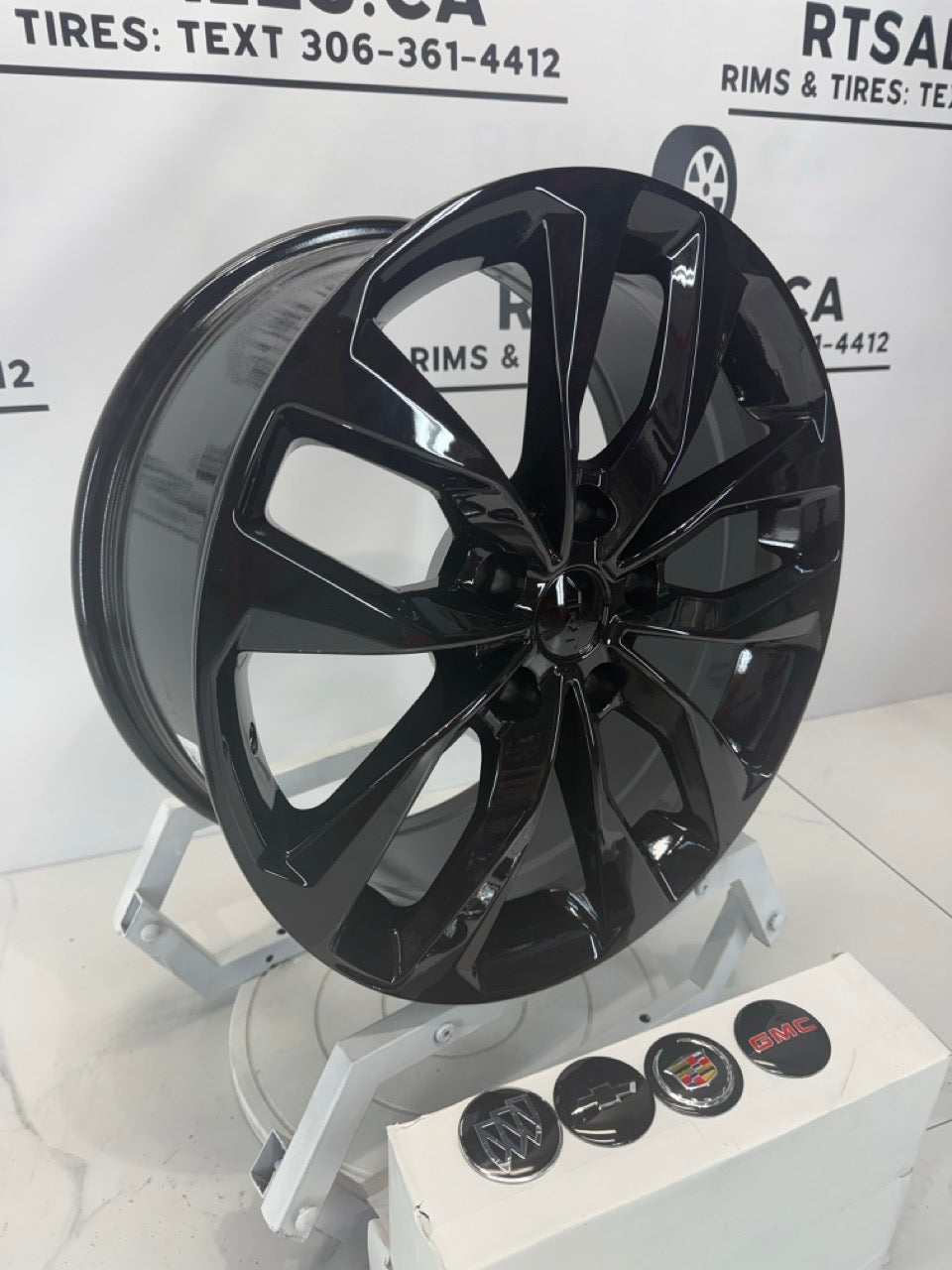 18x8 Black Dai one Rims 5x115