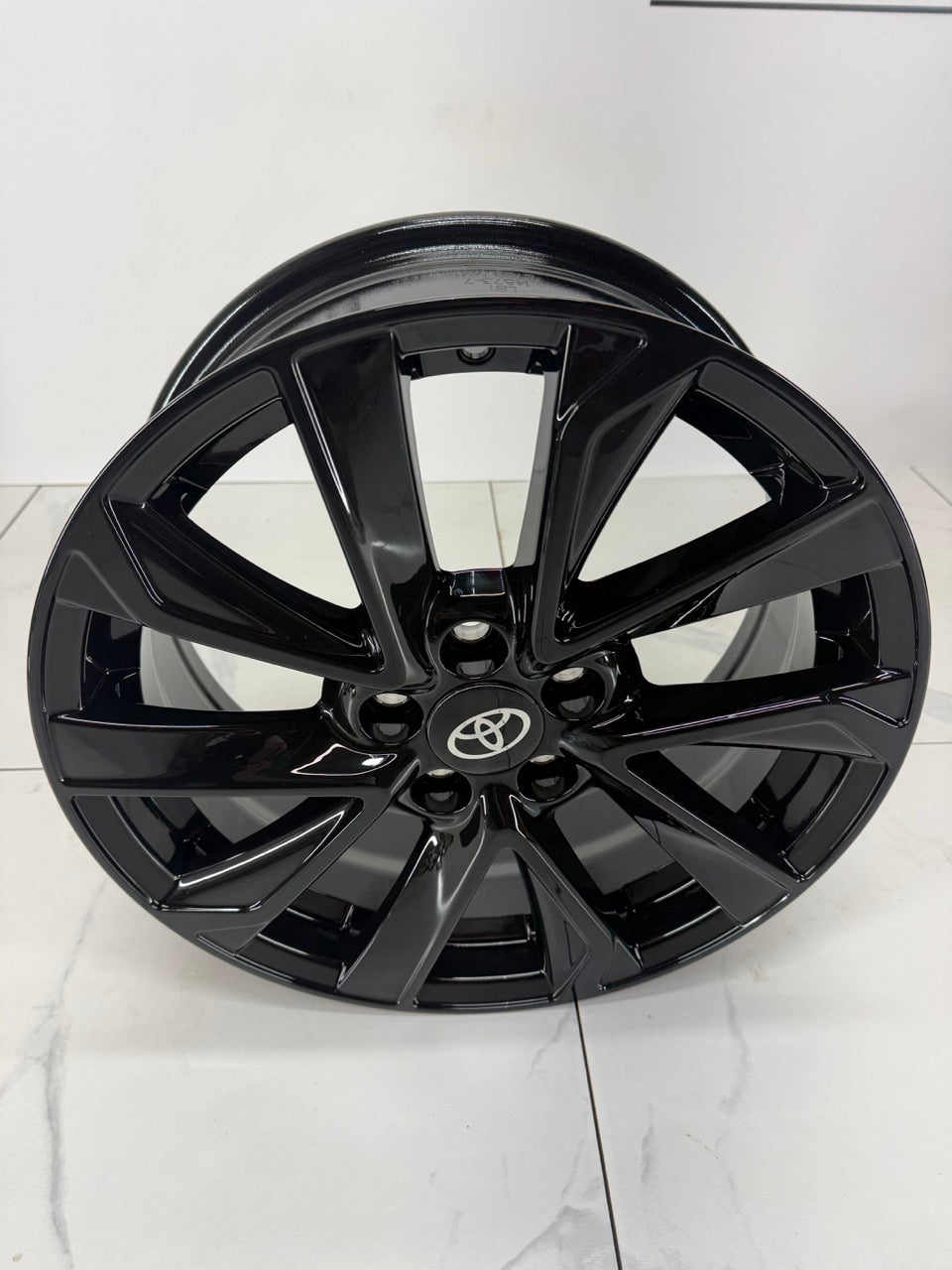 16x6.5 R240 Gloss Black Toyota 5x100