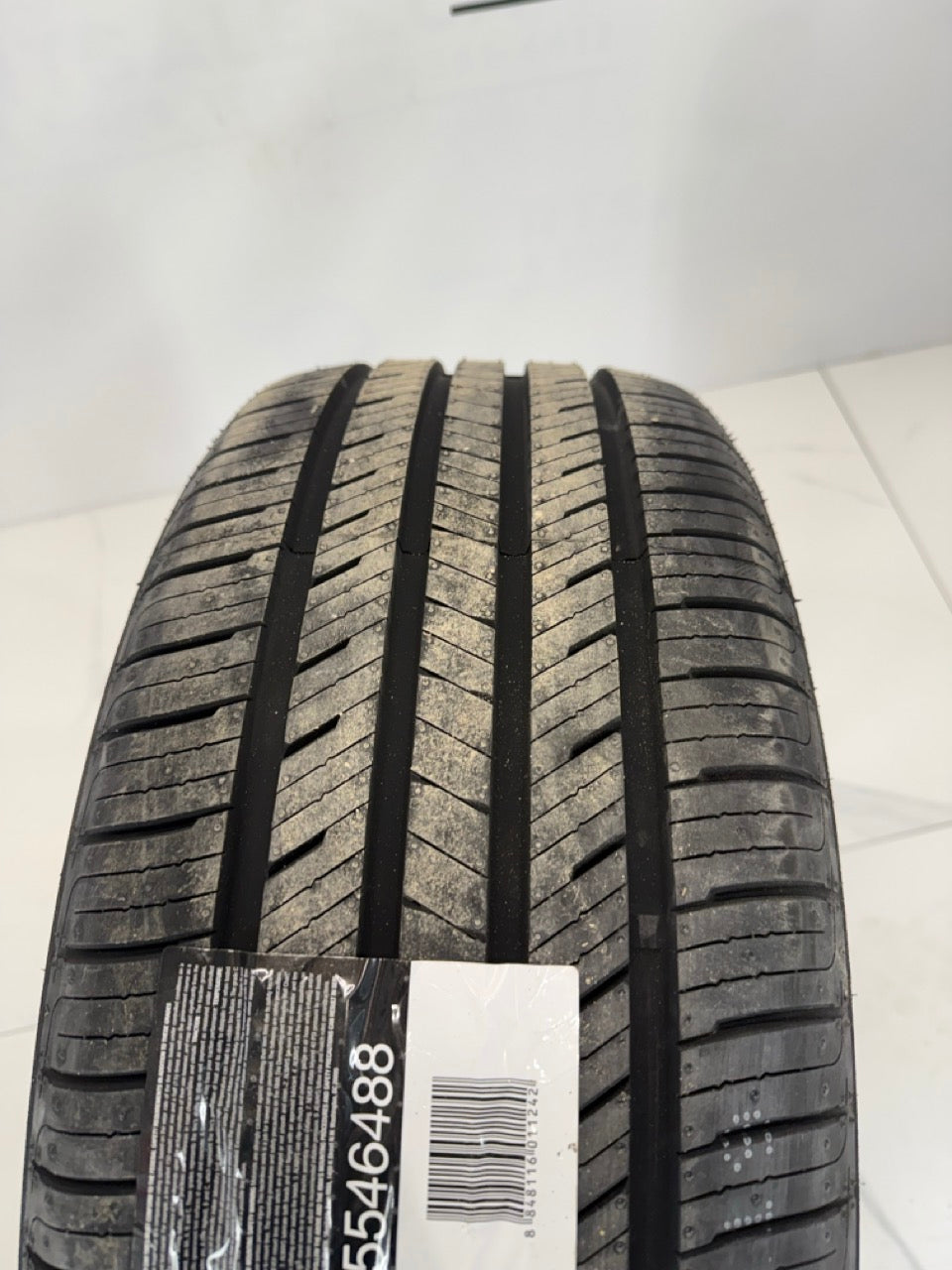 235/45/18 All season tires 18x8 R195 Rims 5x112