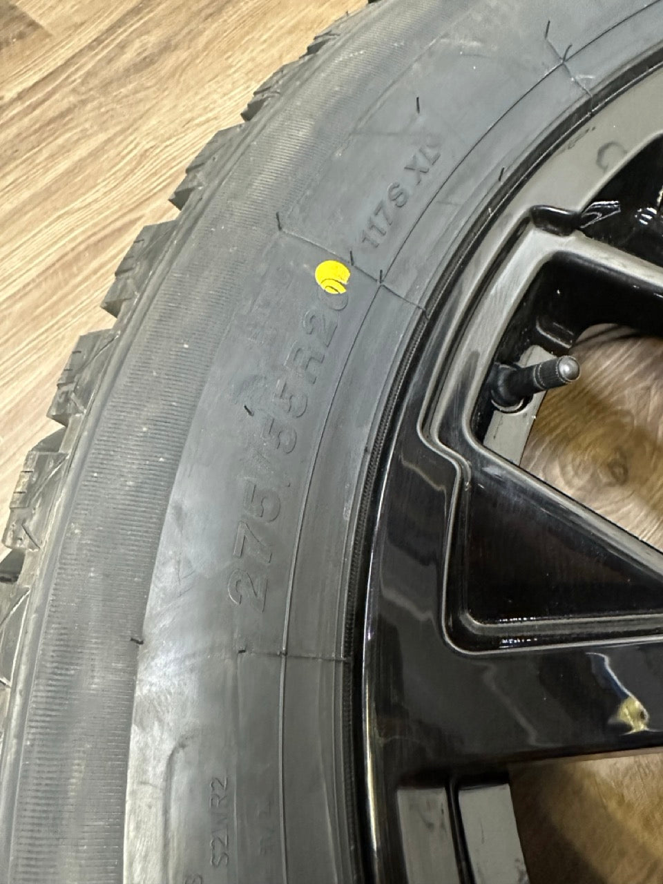275/55/20 Sailun Winter tires on rims Chevy GMC 1500