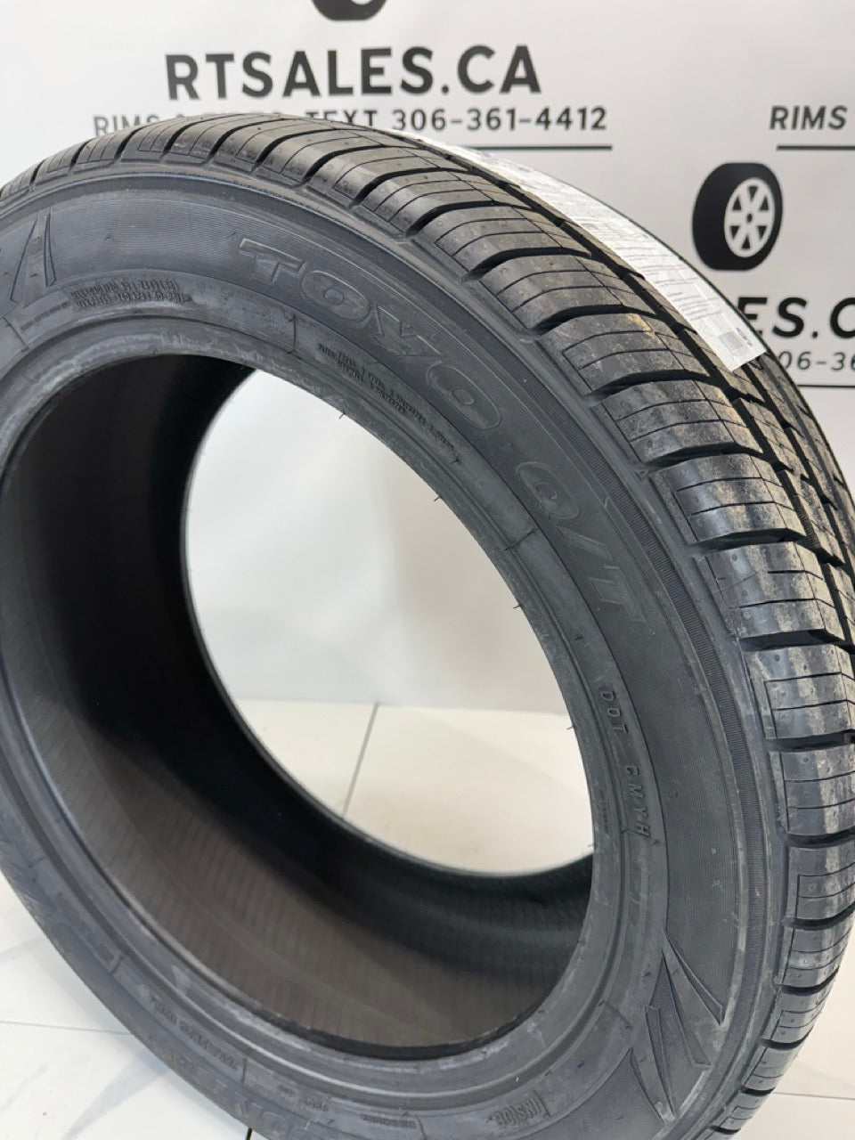 275/45/21 Toyo Open country Q/T All Season