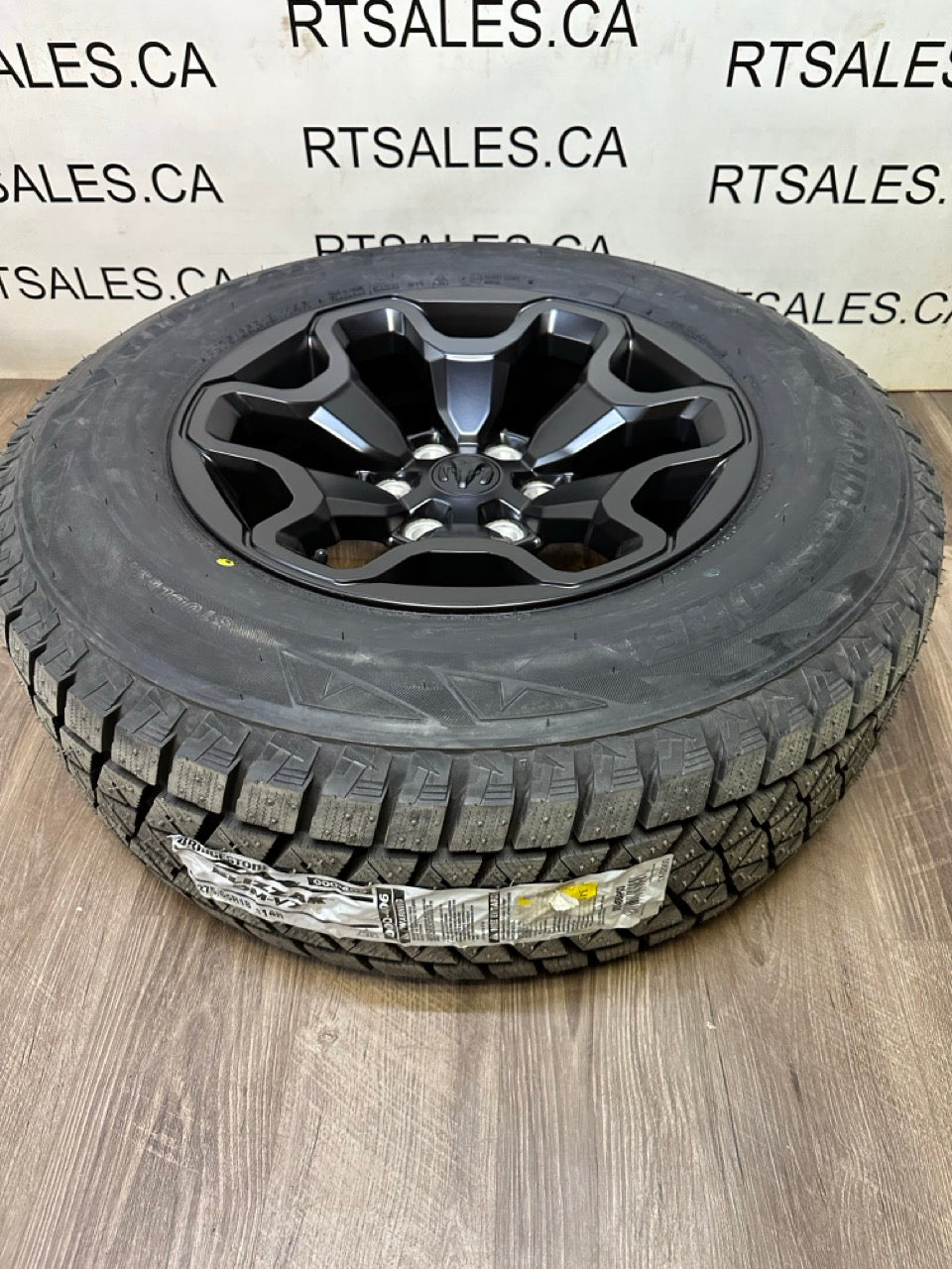 275/65/18 BRIDGESTONE WINTER TIRES RAM 6x139