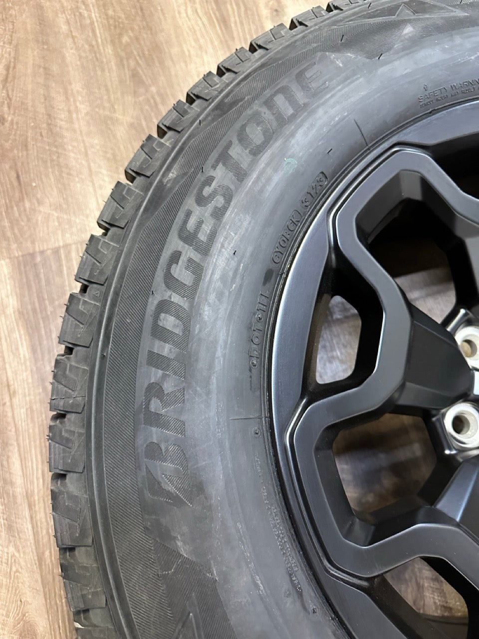 275/65/18 BRIDGESTONE WINTER TIRES RAM 6x139