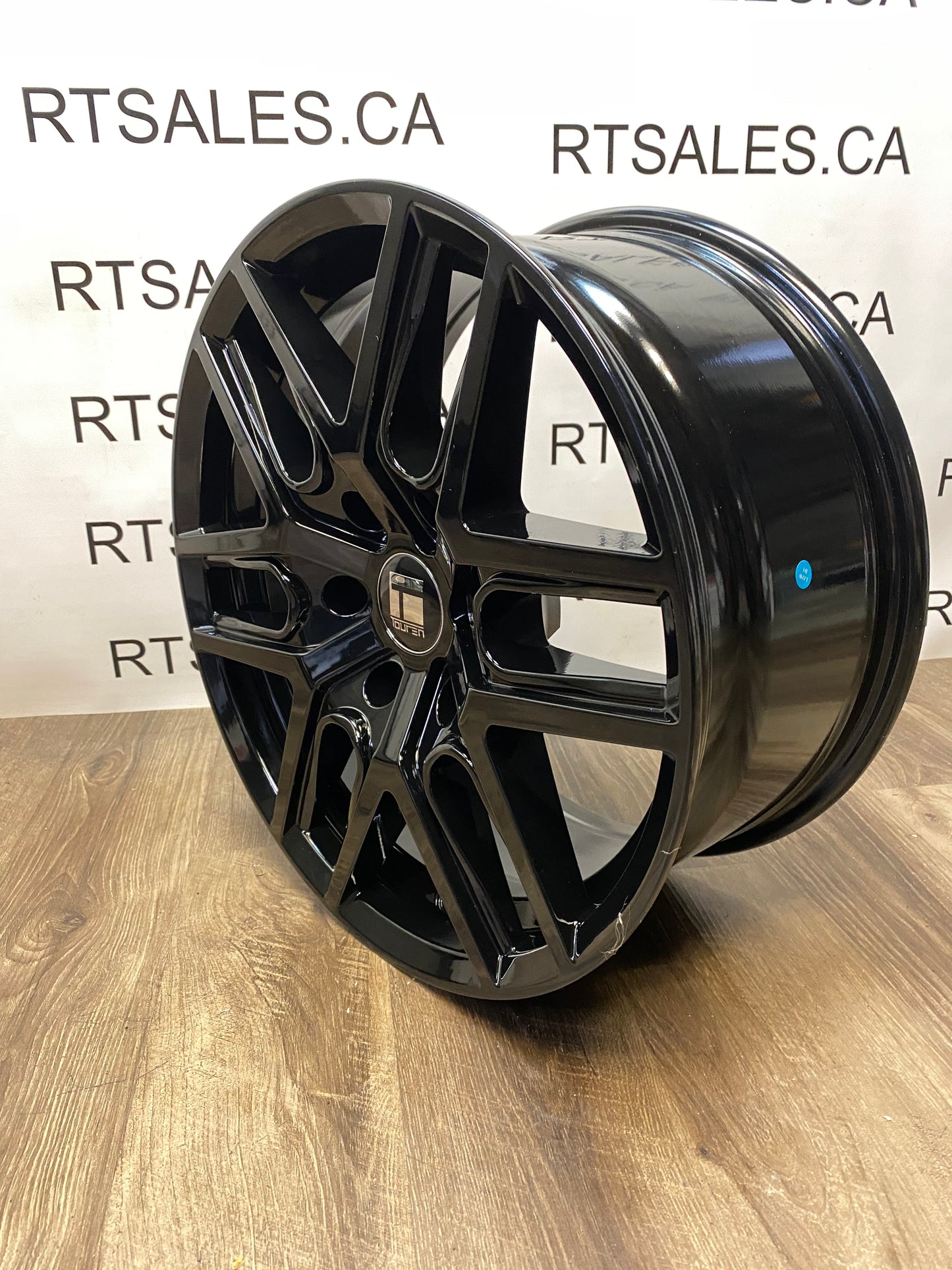 18x8.5 Touren Rims 6x135 Ford F150 & Expedition