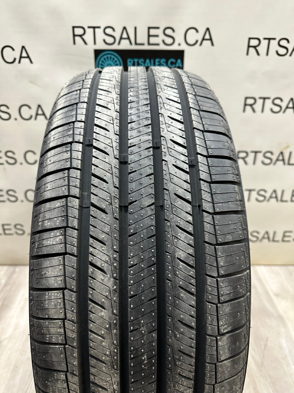 205/70/16 Sailun TCON All Season Tires