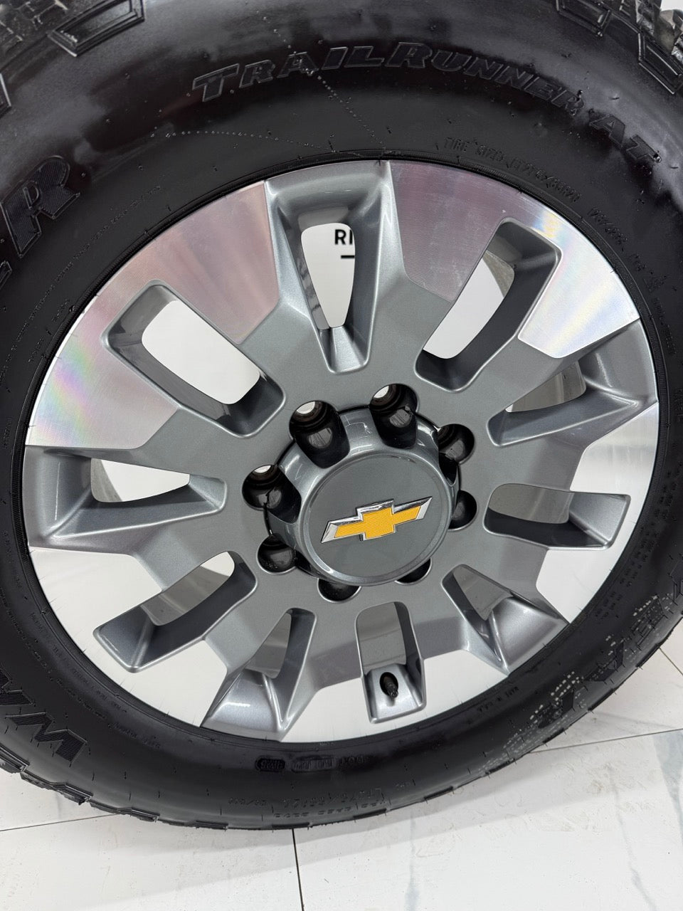 275/65/20 Goodyear 20" Chevy Factory Rims 8x180 (Takeoffs)